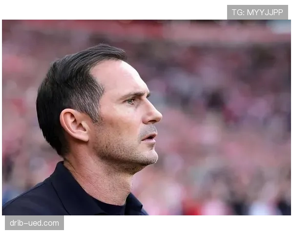 兰帕德与吉格斯在传球活跃度上出现分散趋势